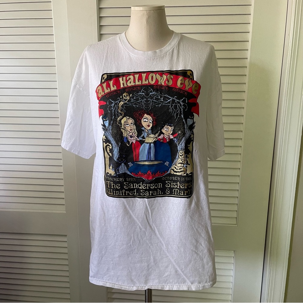 Hocus Pocus White Cartoon Print Graphic T-Shirt